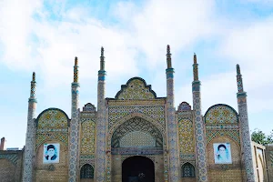Shazdeh Hossein Shrine image