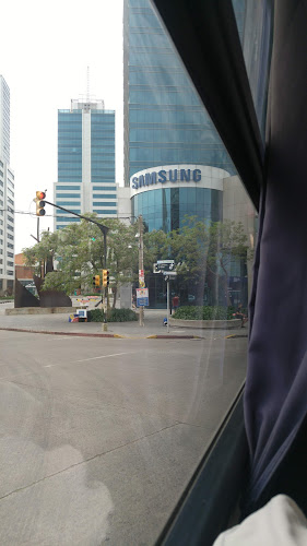 Opiniones de Samsung Brand Store en Montevideo - Tienda de electrodomésticos