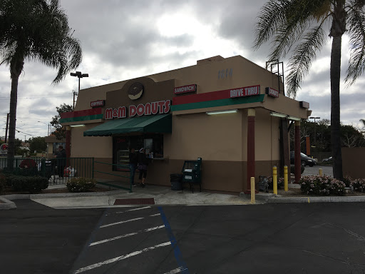 Donut Shop «M & M Donuts», reviews and photos, 1614 W Katella Ave, Anaheim, CA 92802, USA