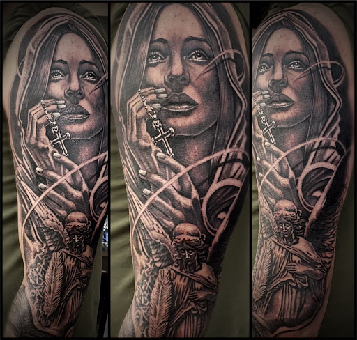 Explore family tattoo ideas for dads, creative tattoo ideas in Honolulu, available at Aloha Tattoo Waikiki Hilton Hawaiian Village Rainbow Bazaar