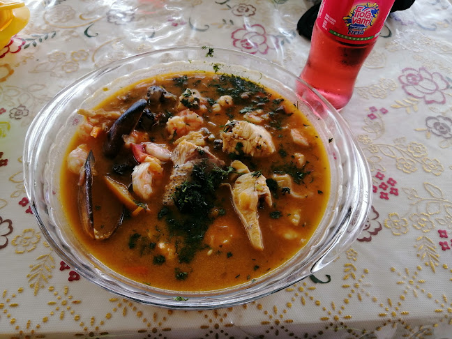 https://www.facebook.com/Ceviches-de-las-Esmeraldas-113084590363333