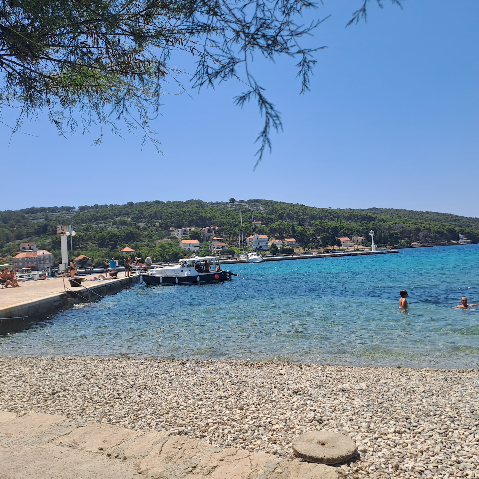 Photo de Trutin Beach avec un niveau de propreté de très propre