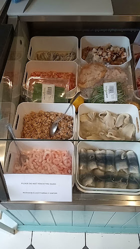 Reviews of Jonah's FishMongers / Marchnad bysgod Jonah's in Aberystwyth - Shop