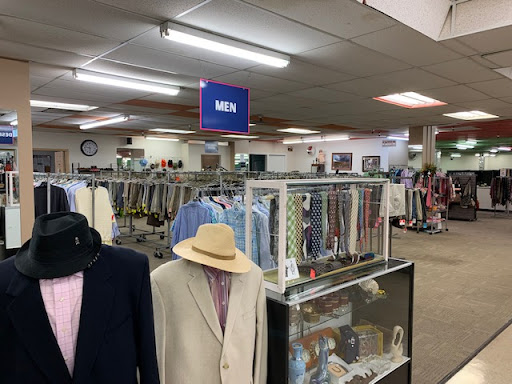 Thrift Store «Nearly New Thrift Shop», reviews and photos, 1250 Bardstown Rd # 114, Louisville, KY 40204, USA