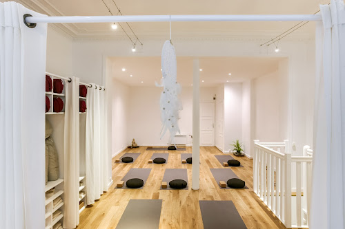 Centre de yoga YAY Cardinet: le Yoga pour tous Paris