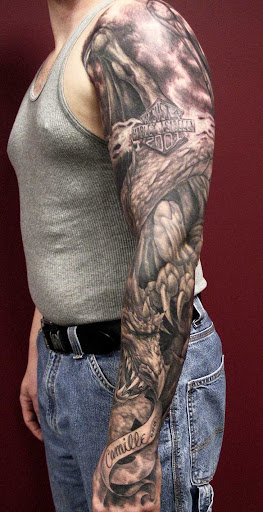 Tattoo Shop «Mark of Cain Tattoos», reviews and photos, 602 E Green St #2, Champaign, IL 61820, USA