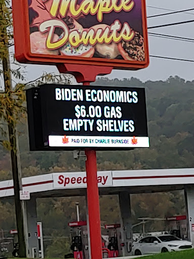 Donut Shop «Maple Donuts», reviews and photos, 50 Robinhood Dr, Goldsboro, PA 17319, USA