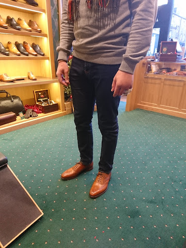 Reviews of The Brogue Trader T/A Loake Shoemakers in Edinburgh - Shoe store