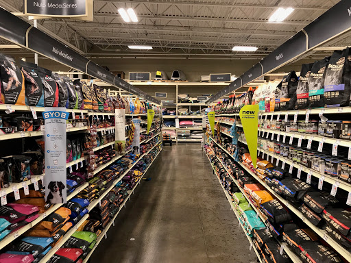 Pet Supply Store «PetSmart», reviews and photos, 111 Nassau Park Blvd, Princeton, NJ 08540, USA