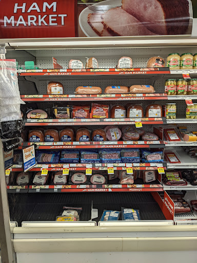 Grocery Store «Family Fresh Market», reviews and photos, 3920 2nd Ave, Kearney, NE 68847, USA