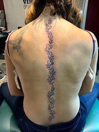 Explore kingfisher tattoo ideas, creative tattoo ideas in Cape Coral, available at UNRIVALED INK