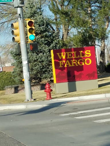 Bank «Wells Fargo Bank», reviews and photos