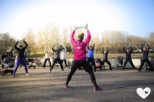 Outdoor-Fitness und Sport für Mütter LAUFMAMALAUF Aachen image