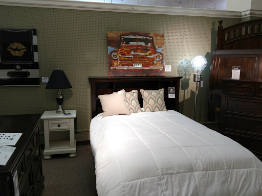 Furniture Store «Value City Furniture», reviews and photos, 800 Thruway Plaza Dr, Cheektowaga, NY 14225, USA