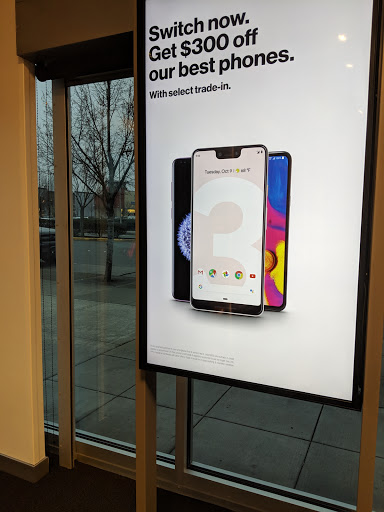 Cell Phone Store «Verizon», reviews and photos, 960 Park Ave N c, Renton, WA 98057, USA