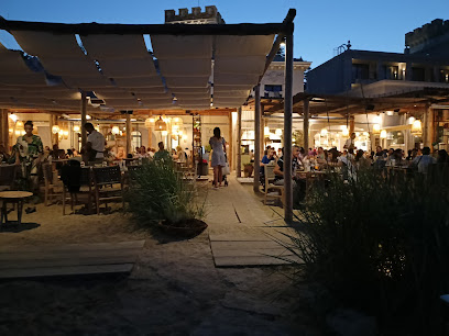 MORE beach restaurant