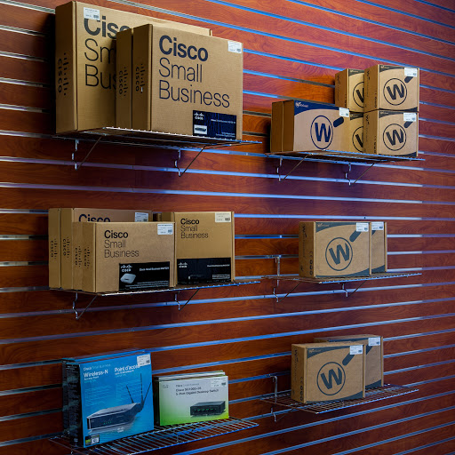 Mobile Phone Repair Shop «CPR Cell Phone Repair Roseville», reviews and photos, 2395 Fairview Ave N, Roseville, MN 55113, USA