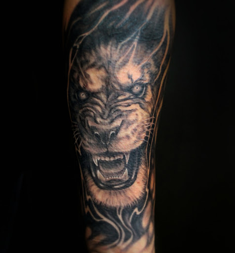 Tattoo Shop «Ink & Iron Custom Tattoo Studio», reviews and photos, 3700 N Cicero Ave, Chicago, IL 60641, USA