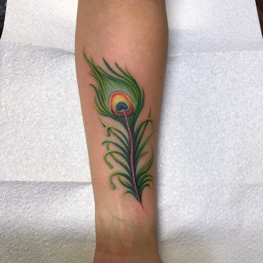 Explore 80's tattoo ideas, creative tattoo ideas in Tulia, available at Mister Placasos Tattoo Shop