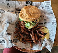 Plats et boissons du Restaurant de hamburgers Dada Burger à Saint-Benoît - n°1