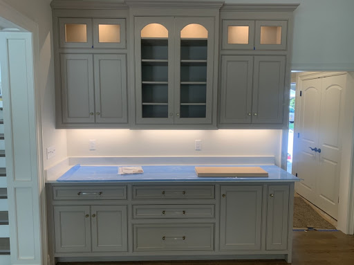 Cabinet Maker «CUSTOM CABINETS BY LAWRENCE CONSTRUCTION INC», reviews and photos, 1427 Merriam Ln, Kansas City, KS 66103, USA
