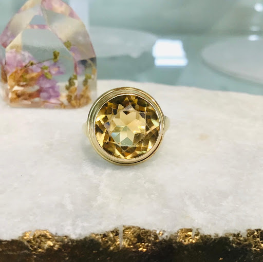 Jewelry Store «MUSE», reviews and photos, 279 Water St, Warren, RI 02885, USA