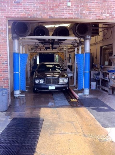 Car Wash «SuperShine Car Wash», reviews and photos, 600 N Carrier Pkwy, Grand Prairie, TX 75050, USA