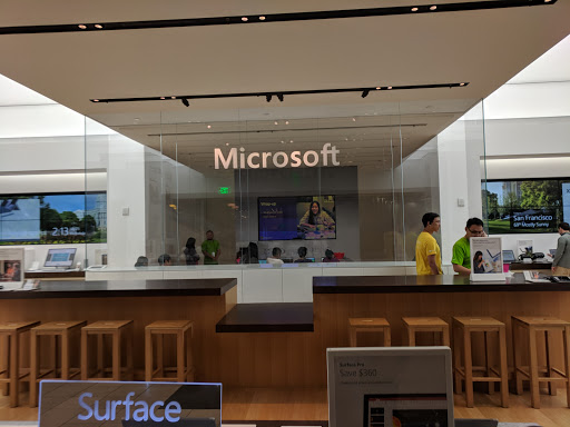 Computer Store «Microsoft Store - Westfield San Francisco Centre», reviews and photos, 845 Market St #257, San Francisco, CA 94103, USA