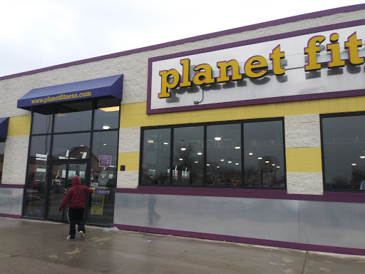 Gym «Planet Fitness», reviews and photos, 2300 S Cicero Ave, Cicero, IL 60804, USA
