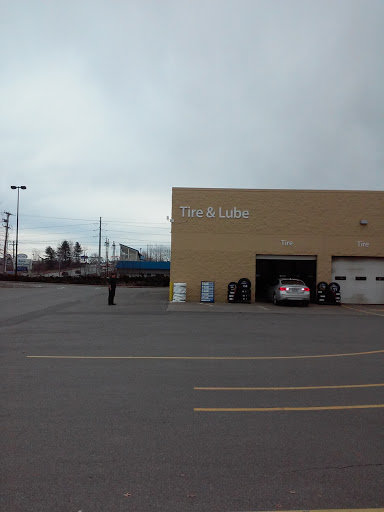 Tire Shop «Walmart Tires & Auto Parts», reviews and photos, 24 Walton Dr, Brewer, ME 04412, USA