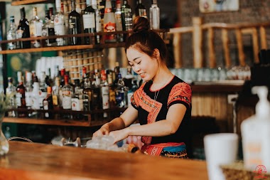 Nhà Hàng Hợp Thủy - Ẩm Thực Mai Châu, Hoà Bình (Restaurant-Bar)