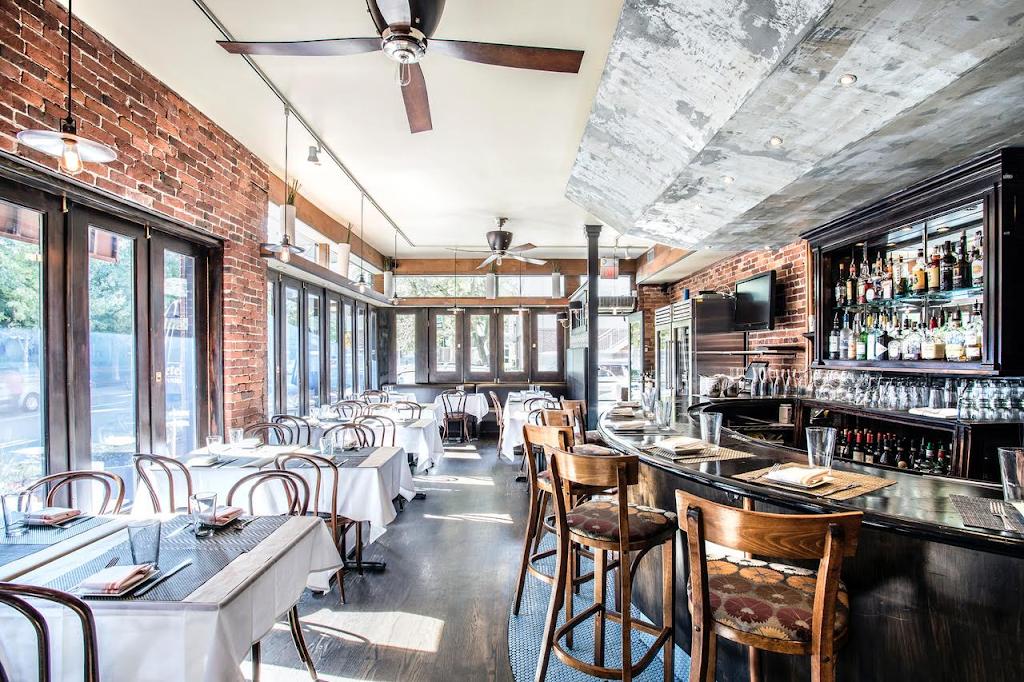 Amelia's Trattoria 02139