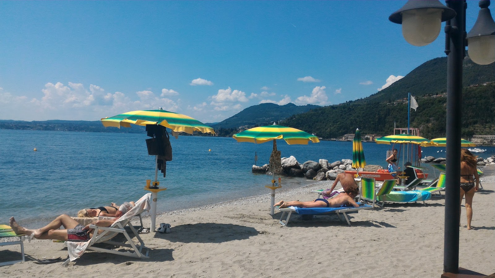 Foto von Spiaggia Lido Azzurro mit kurzer gerader strand