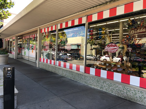 Party Store «Diddams Party & Toy Store - San Carlos», reviews and photos, 700 Laurel St, San Carlos, CA 94070, USA