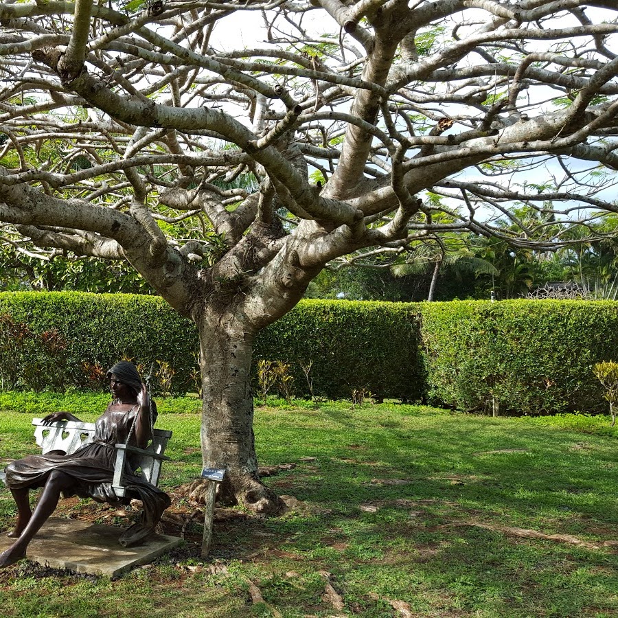 Na 'Aina Kai Botanical Gardens & Sculpture Park