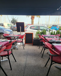 Atmosphère du Restaurant italien Mani in Pasta à Saint-Laurent-du-Var - n°4