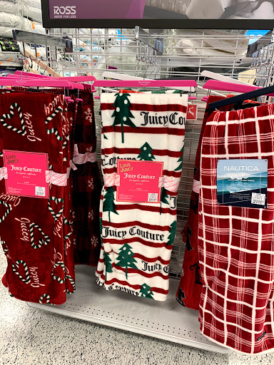 Clothing Store «Ross Dress for Less», reviews and photos, 21556 S Ellsworth Loop, Queen Creek, AZ 85142, USA