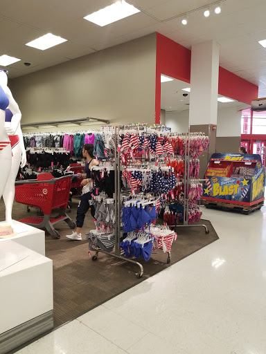 Department Store «Target», reviews and photos, 630 Main St, Hackensack, NJ 07601, USA