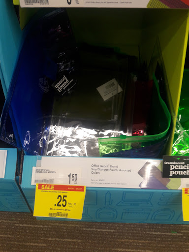 Office Supply Store «OfficeMax», reviews and photos, 2415 N Haskell Ave, Dallas, TX 75204, USA