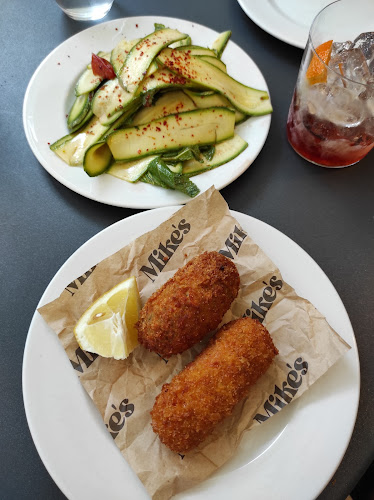 Mike's Peckham - Restaurant
