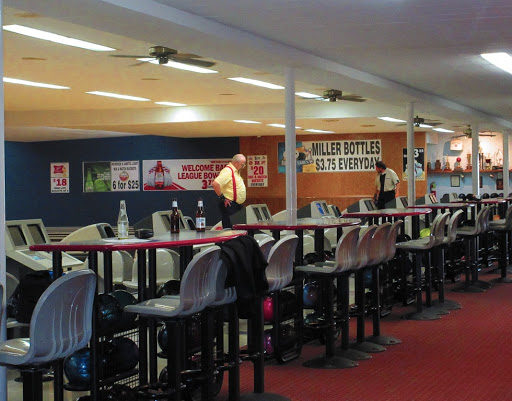 Bowling Alley «Beverly Lanes», reviews and photos, 8 Beverly Ln, Arlington Heights, IL 60004, USA