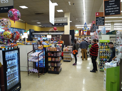 Grocery Store «Vons», reviews and photos, 710 Broadway, Santa Monica, CA 90401, USA