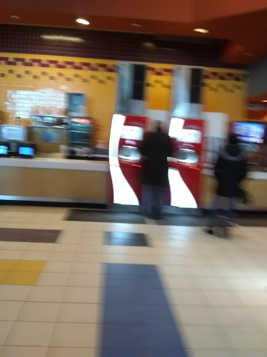 Movie Theater «AMC Showplace Cicero 14», reviews and photos, 4779 W Cermak Rd, Cicero, IL 60804, USA