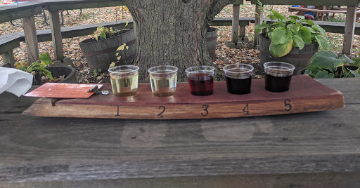 Winery «Lemon Creek Winery», reviews and photos, 533 E Lemon Creek Rd, Berrien Springs, MI 49103, USA