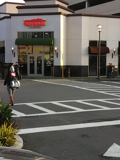 Shopping Mall «Bay Plaza Shopping Center», reviews and photos, 2100 Bartow Ave, Bronx, NY 10475, USA