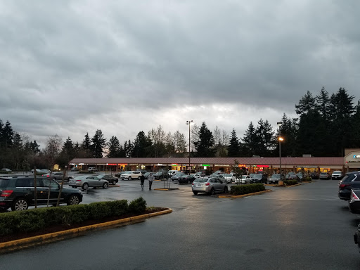Shopping Mall «Bridle Trails Shopping Center», reviews and photos, 6501-6625 132nd Ave NE, Kirkland, WA 98033, USA