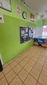 El Sereno Laundry - Photo 6 - Car repair in Los Angeles, CA, Pasadena