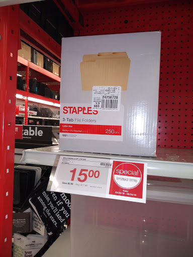 Office Supply Store «Staples», reviews and photos, 5950 Mayfield Rd, Mayfield Heights, OH 44124, USA