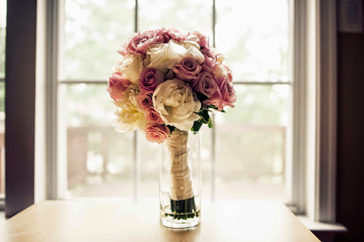 Florist «Burke Florist at University Mall», reviews and photos, 10667 Braddock Rd, Fairfax, VA 22032, USA