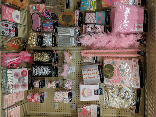 Craft Store «Hobby Lobby», reviews and photos, 1658 Town Square South West, Cullman, AL 35057, USA